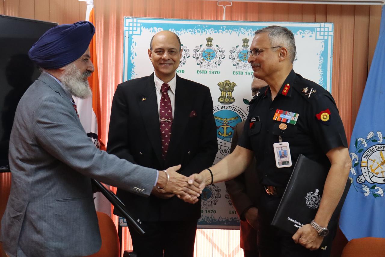 The Corps of Engineers and USI-CMHCS signed an MoU